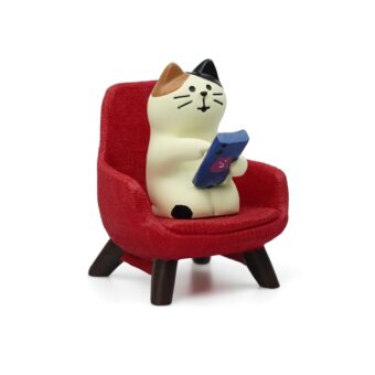 Cute Cat Playing Phone on Sofa Resin Mini Cat Figurine Desk Decor - Cute Cat Gift for Cat Lovers (Red Sofa)